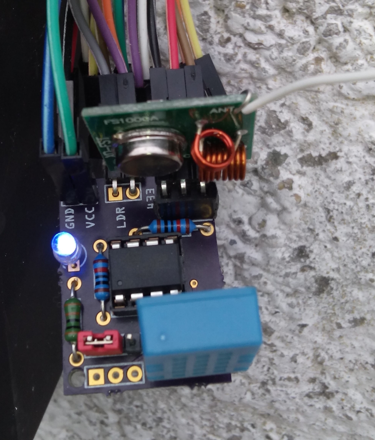Sending sensor data wireless (433MHz) with an Attiny85 or Attiny45 with Manchestercode